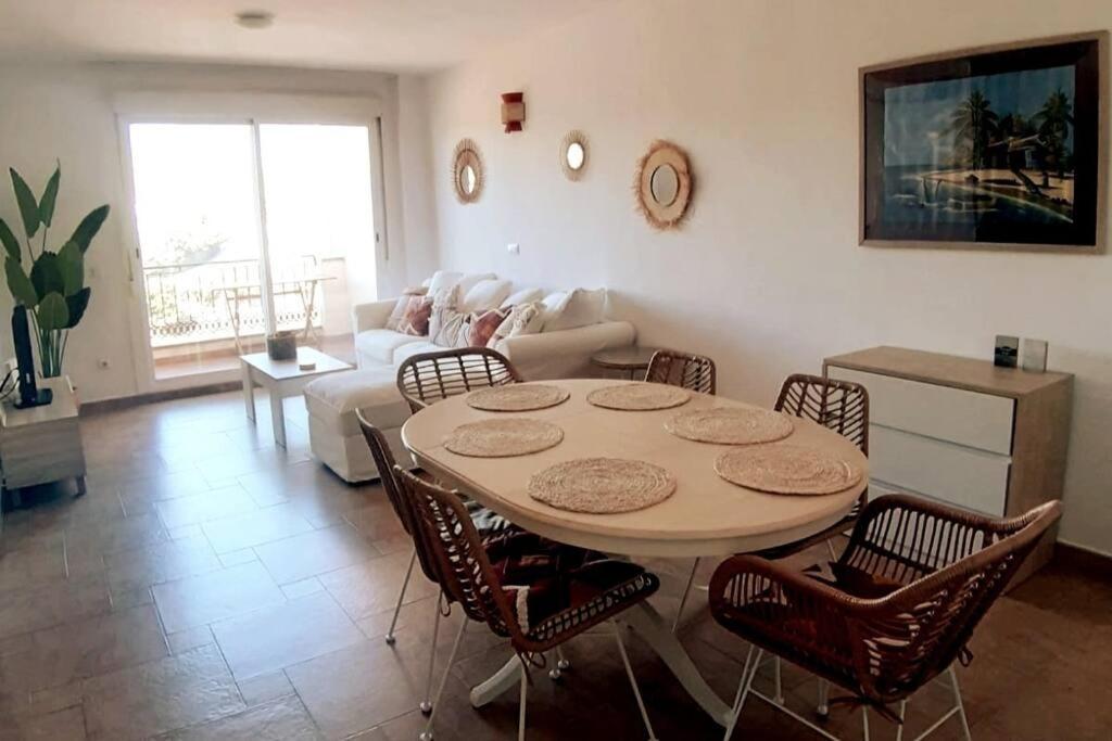 Duplex Penthouse "Playa Y Palmeras" เบนัลมาเดนา ภายนอก รูปภาพ